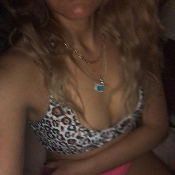 Brand new bikini top wot - Picture 2 of 3